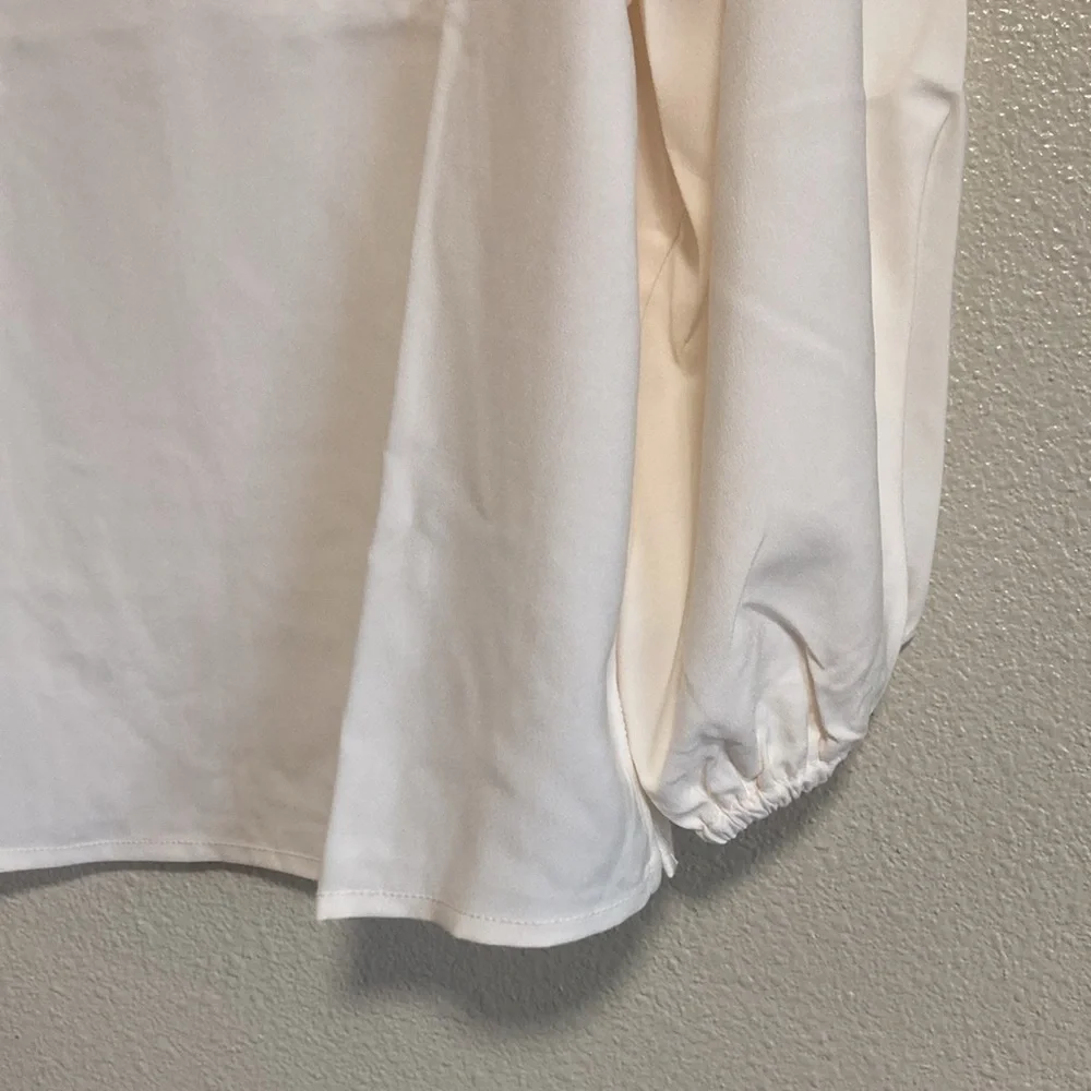 J.Crew Puff Sleeve Keyhole Crepe Blouse in Ivory (Size PXS)